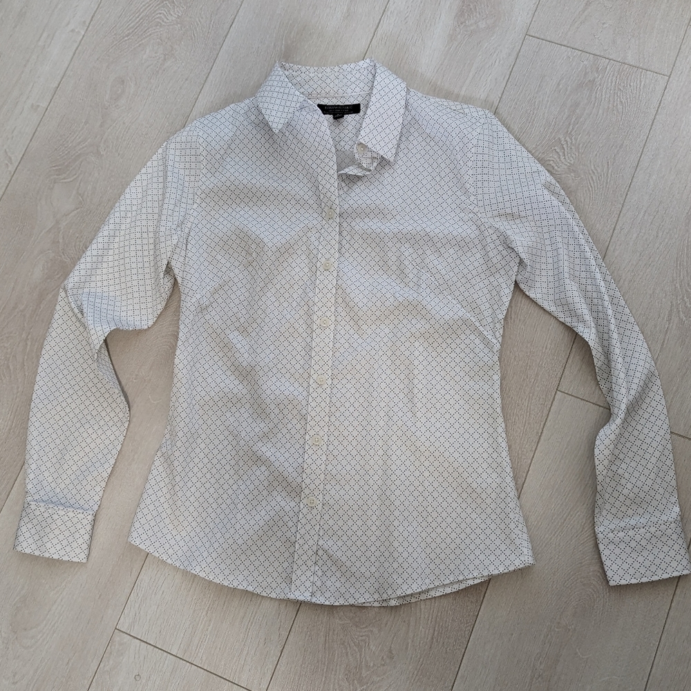 Banana Republic Button Down Collared Geometric Polka Dot Shirt